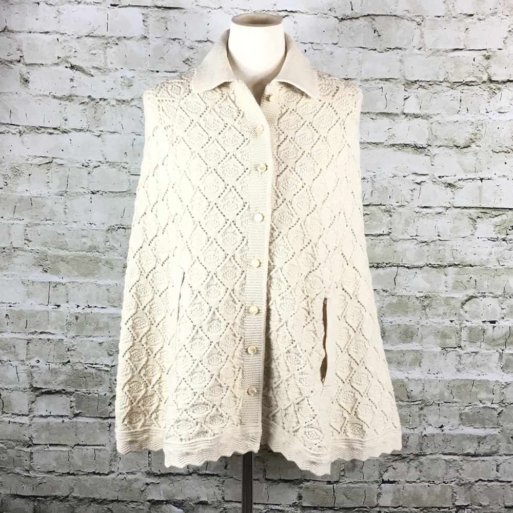 Vintage Cream Wool Cape (Size S/M)